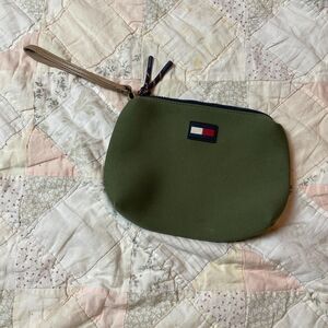 tommy hilfiger small green logo wristlet pouch